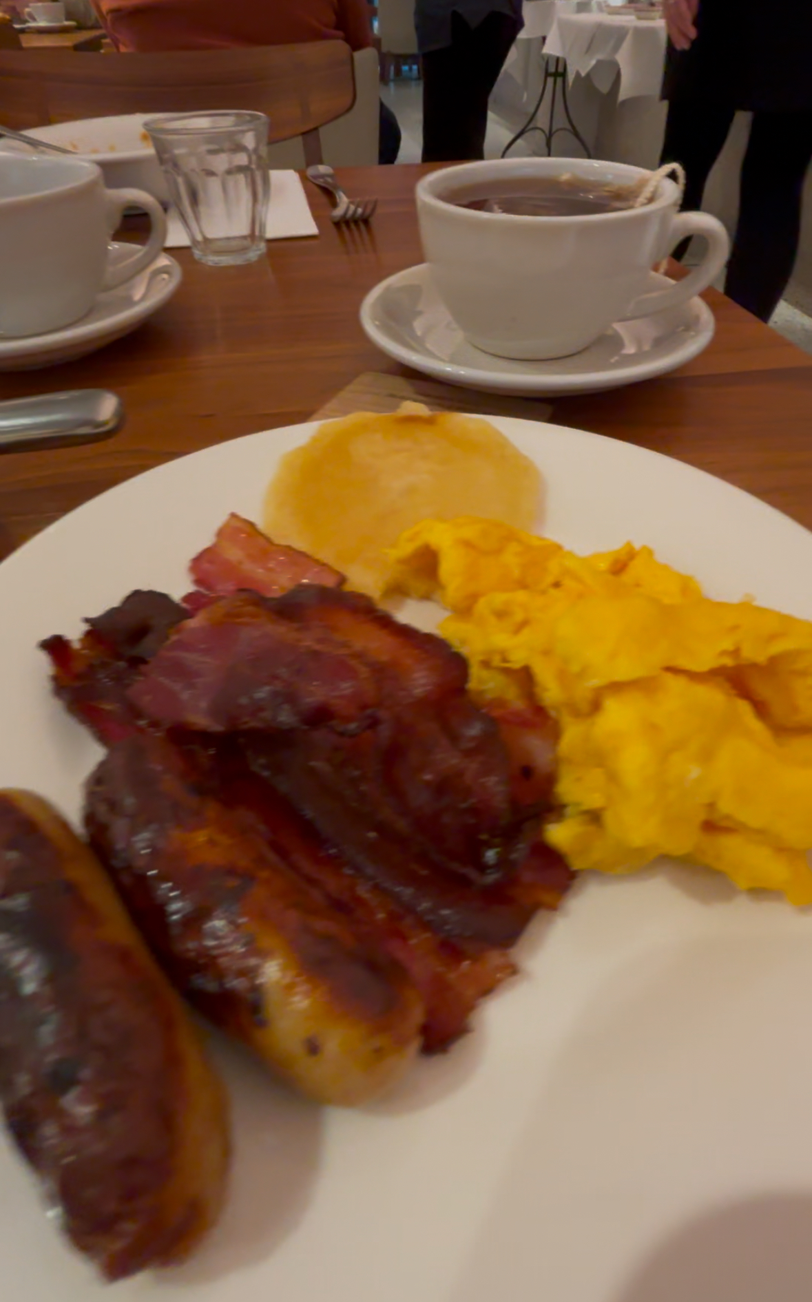 Sorell Boutique-Hotel Seidenhof Zürich Enja restaurant dog friendly breakfast review