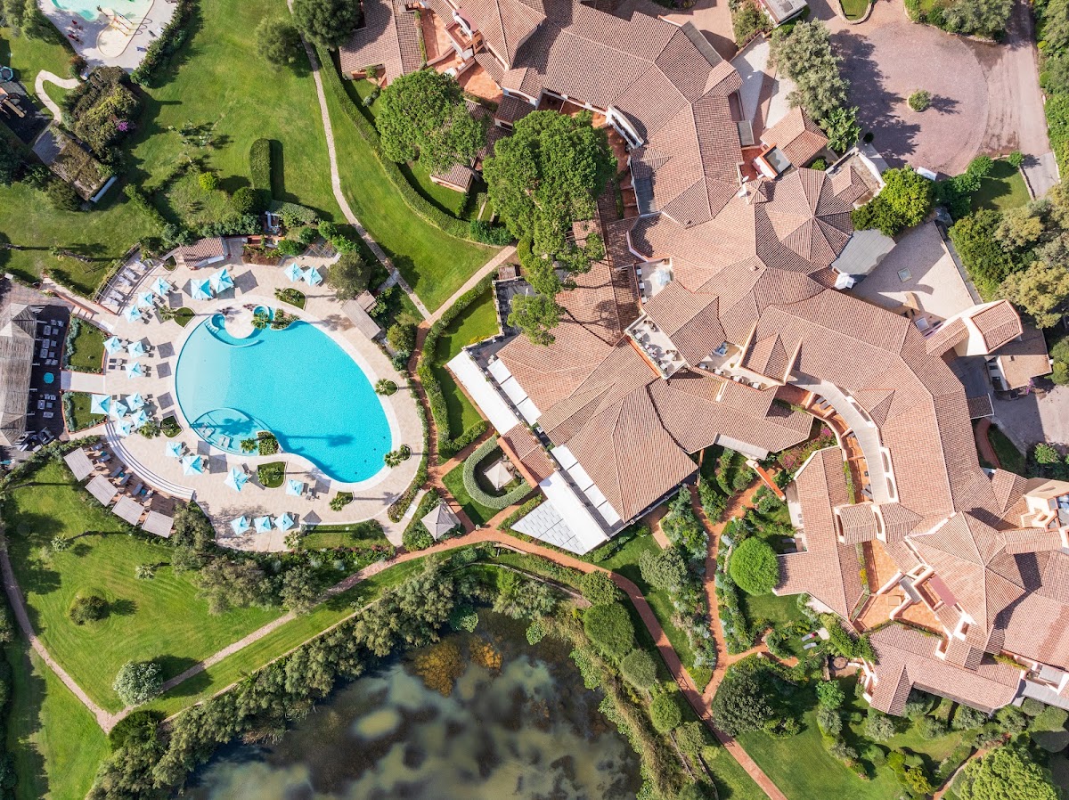 Abi d'Oru Sardinian Beach Resort & Spa, dog-friendly hotel in Sardinia