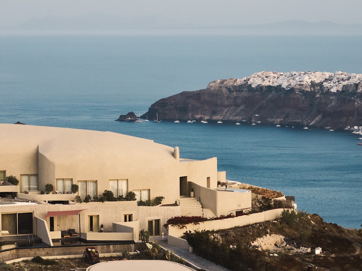 Andronis Concept Wellness Resort, dog-friendly hotel in Santorini