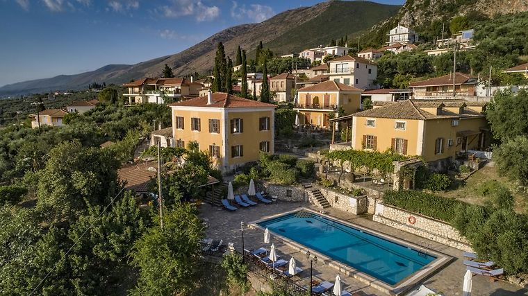 Archontiko Maisonettes, dog-friendly hotel in Kefalonia and Zakynthos