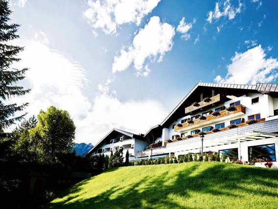 Bergresort Seefeld, dog-friendly hotel in Seefeld