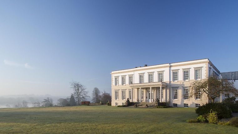 Buxted Park Hotel, dog-friendly hotel in Sussex and Kent