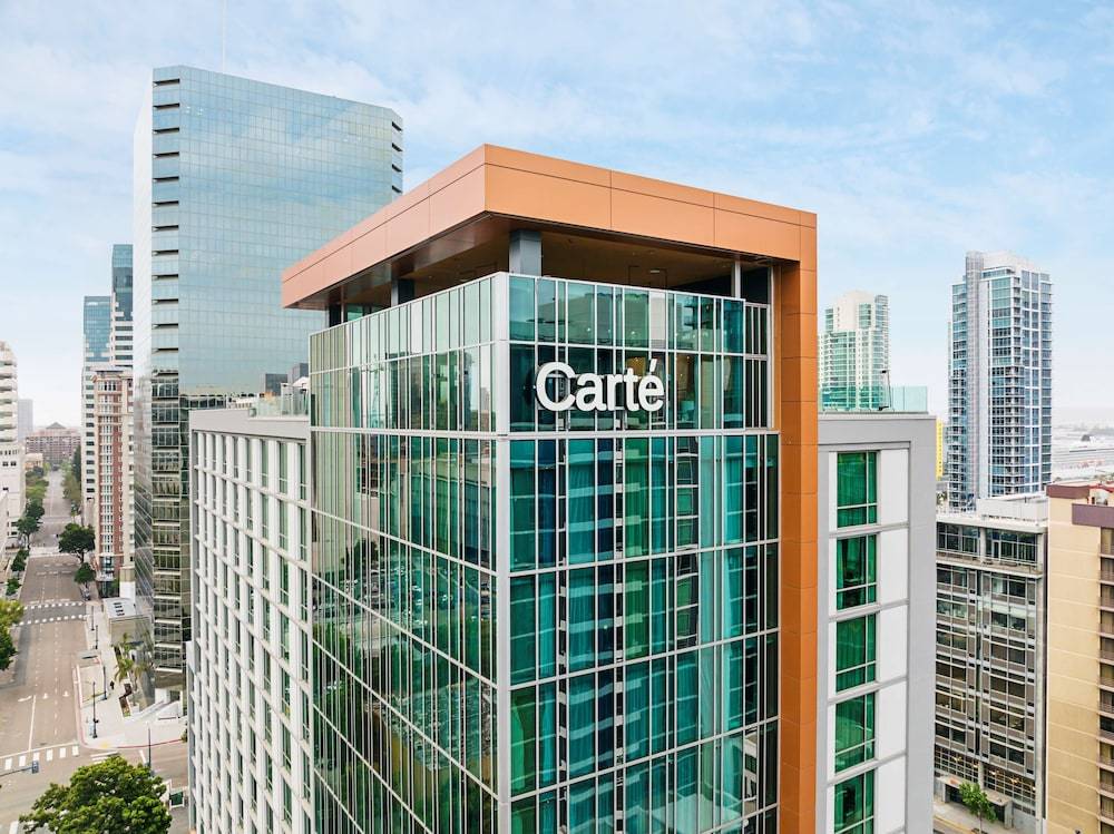 Carte Hotel San Diego Downtown, Curio Collection by Hilton, dog-friendly hotel in San Diego