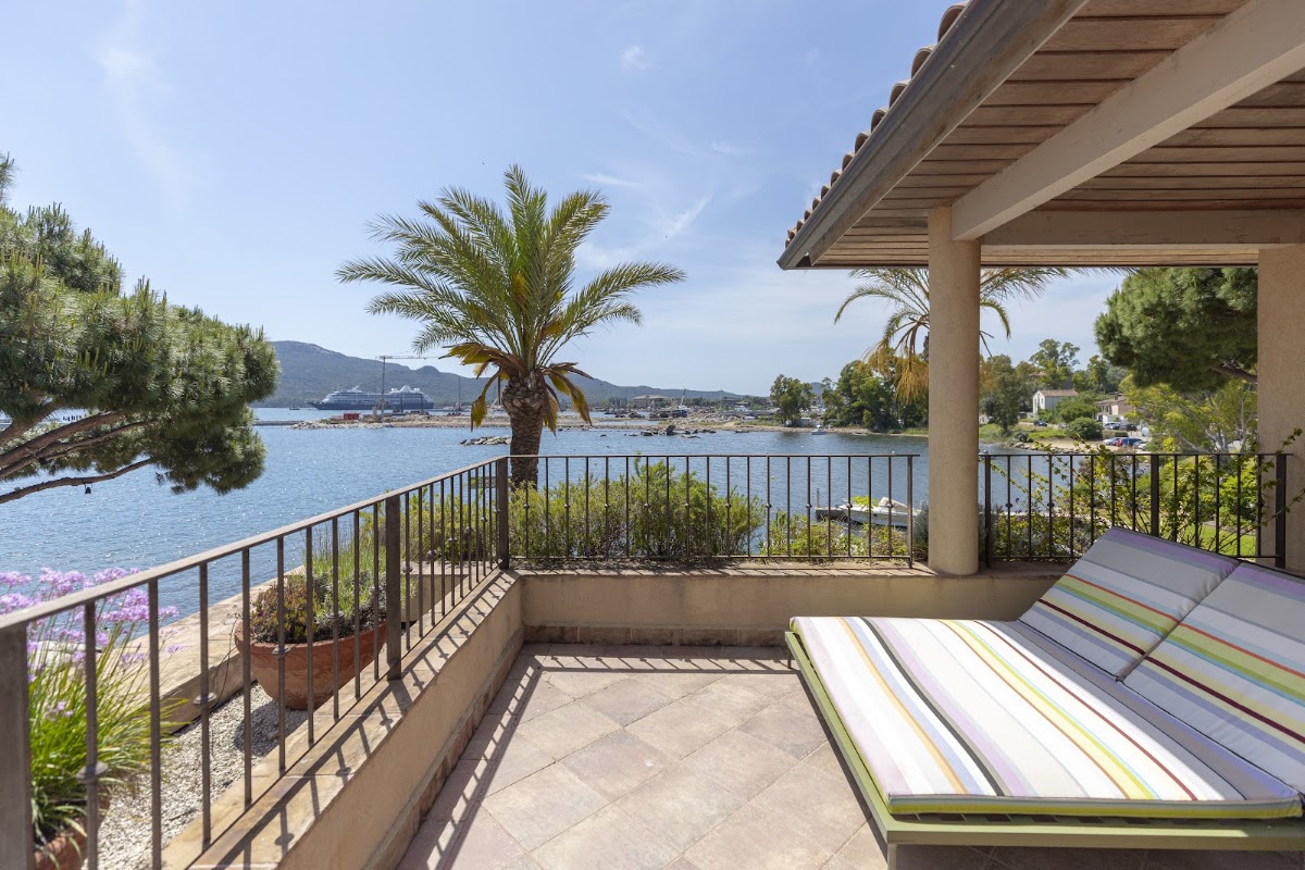 Casa Santini x Roc Seven, dog-friendly hotel in Corsica