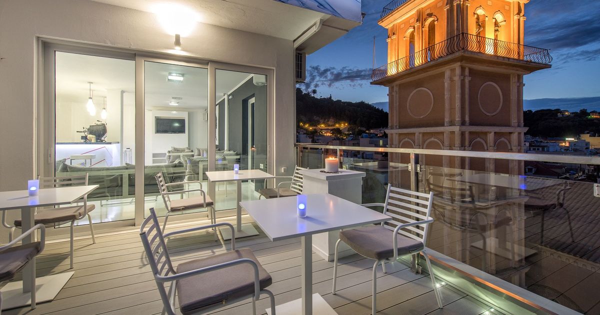Diana Hotel Zakynthos, dog-friendly hotel in Kefalonia and Zakynthos