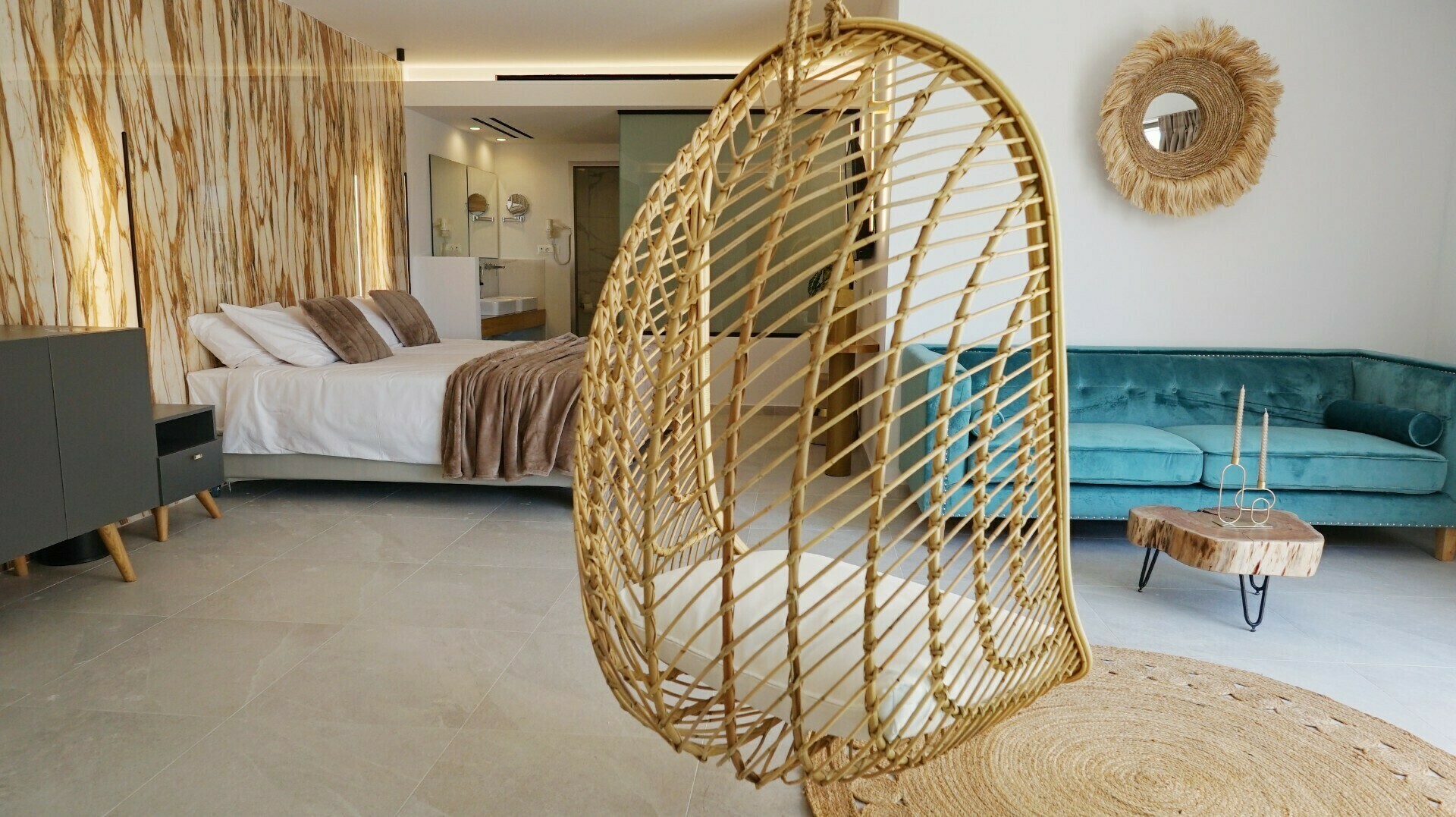 Diana Palace Hotel Zakynthos, dog-friendly hotel in Kefalonia and Zakynthos
