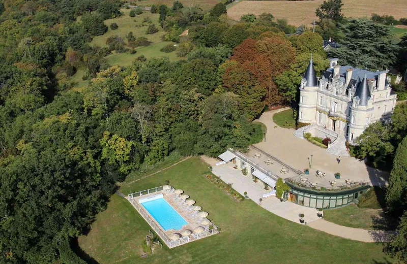 Domaine de la Tortinière, dog-friendly hotel in Loire Valley