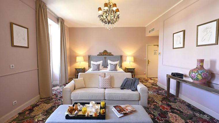 Grand Hôtel Henri, dog-friendly hotel in Luberon and the Alpilles