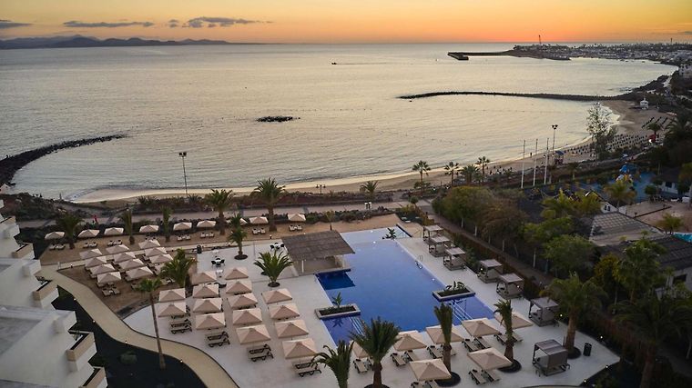 Grand Hyatt Lanzarote Playa Dorada Resort, dog-friendly hotel in Gran Canaria and Lanzarote