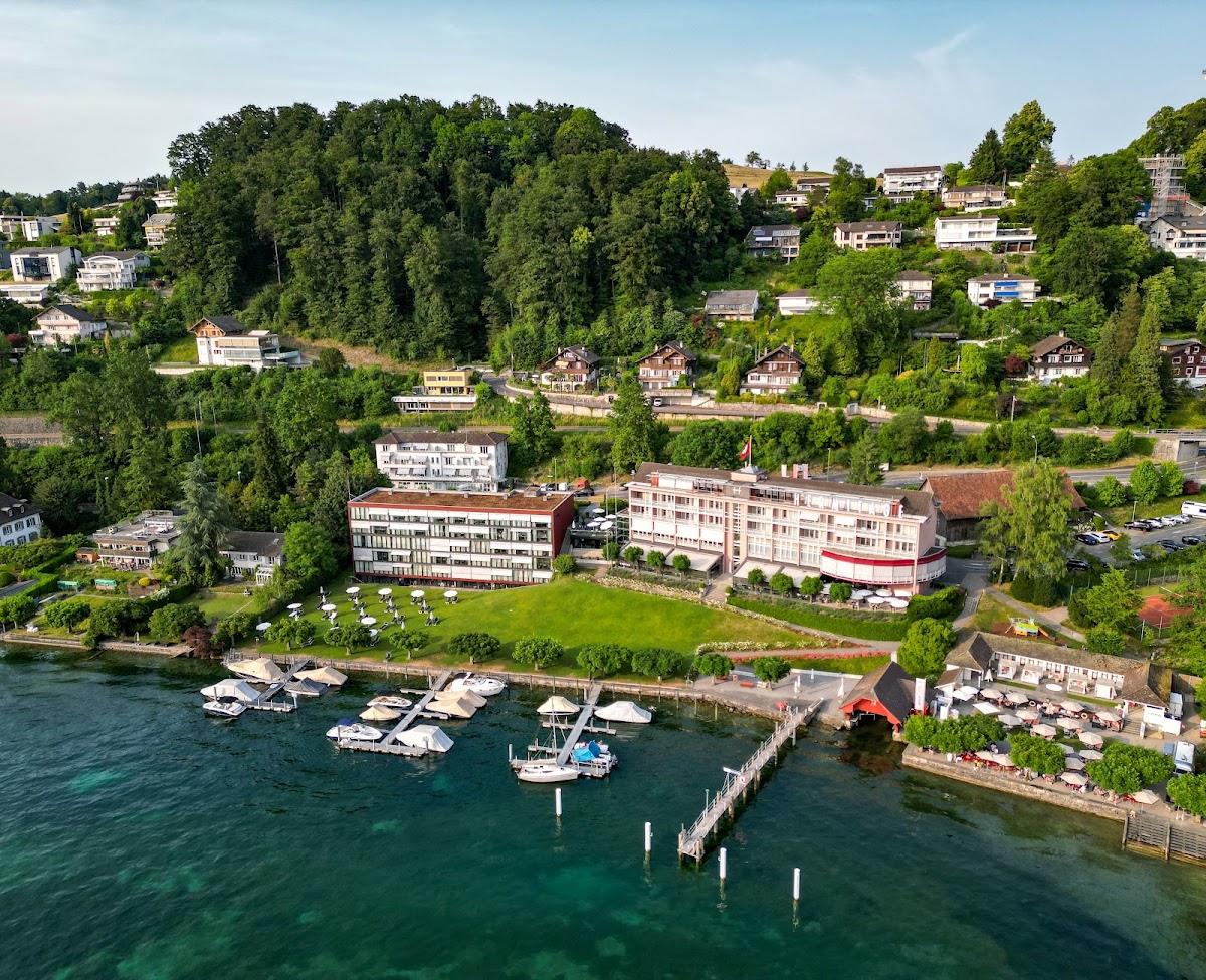 HERMITAGE Lake Lucerne, dog-friendly hotel in Lucerne