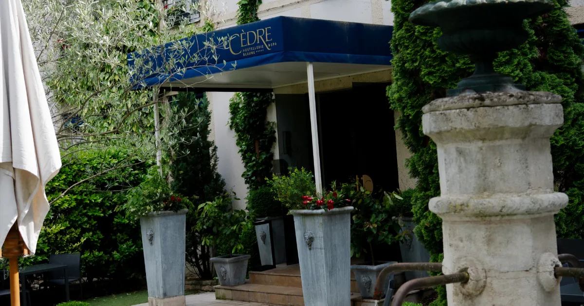 Hostellerie Cèdre & Spa, dog-friendly hotel in Burgundy