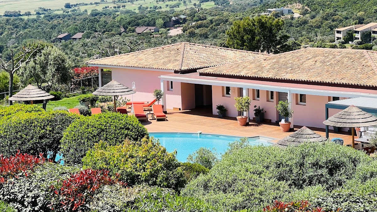 Hôtel Alivi di Santa Giulia, dog-friendly hotel in Corsica