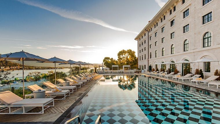 Hotel Brown Beach House & Spa Trogir, dog-friendly hotel in Split