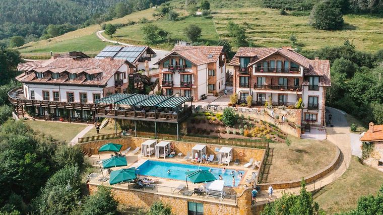 Hotel Cerro La Nina, dog-friendly hotel in Northern Spain Coast