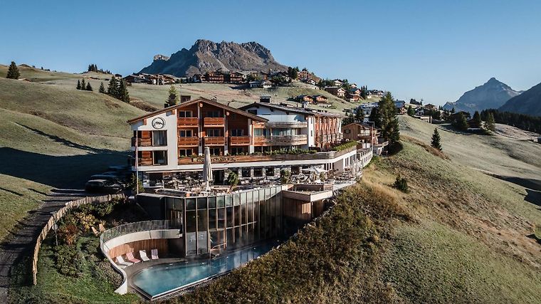 Hotel Goldener Berg, dog-friendly hotel in Arlberg and Vorarlberg