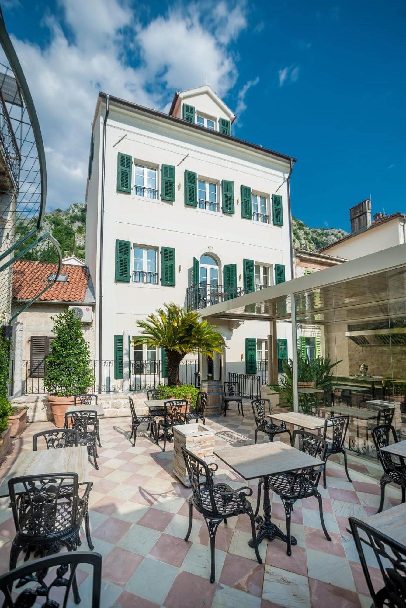 Hotel Kerber-Graz 1860, dog-friendly hotel in Montenegro