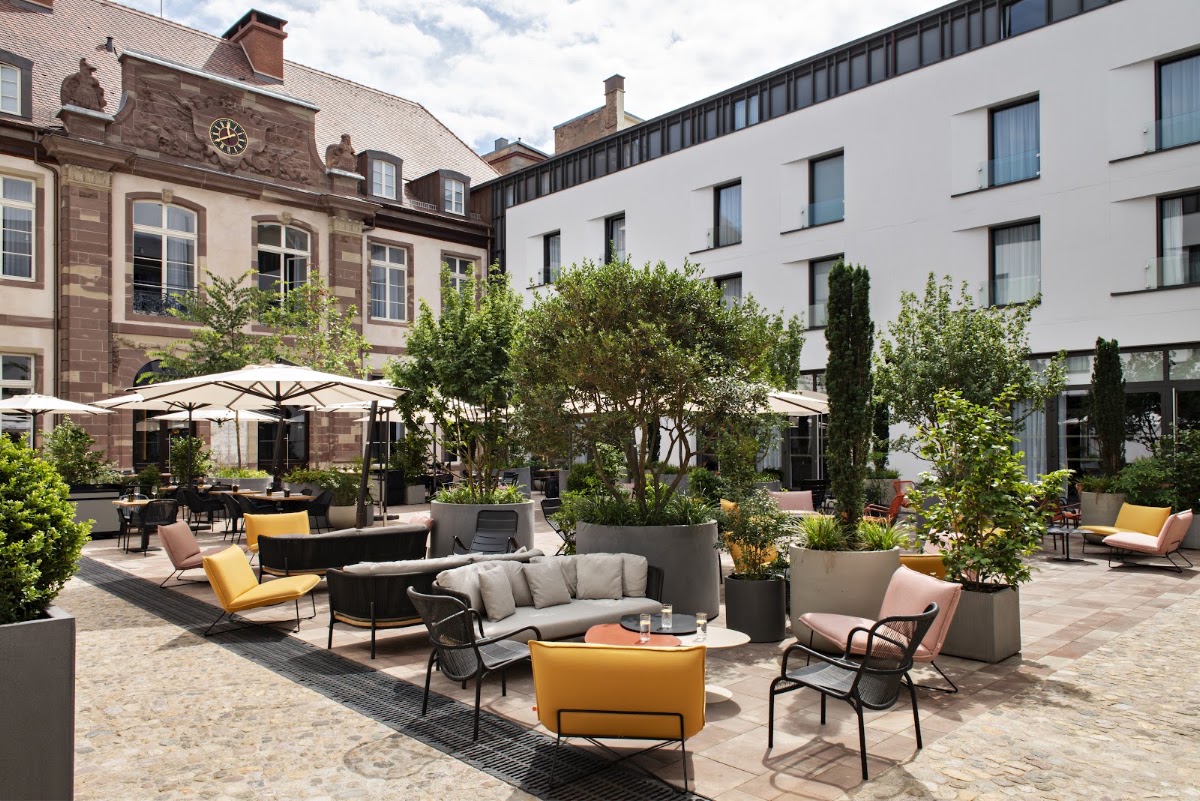 Hotel LEONOR the place to live, dog-friendly hotel in Strasbourg