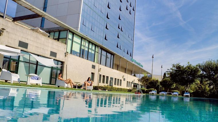 Hotel Oca Puerta del Camino, dog-friendly hotel in Northern Spain Coast