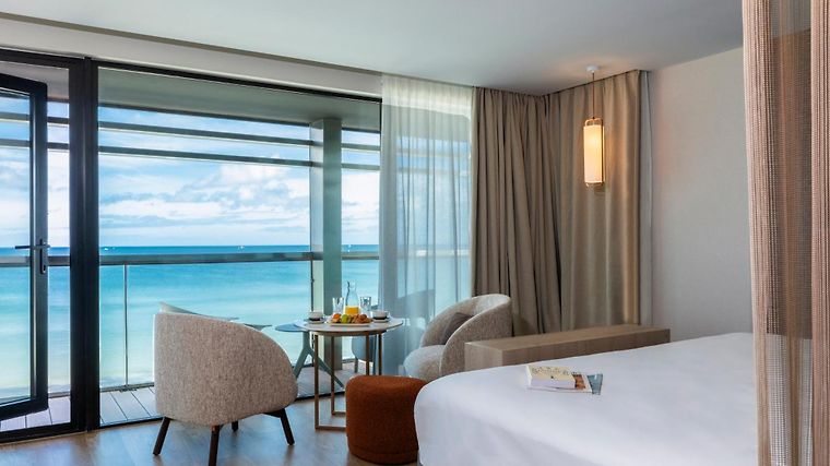 Hôtel Oceania Saint-Malo, dog-friendly hotel in Brittany