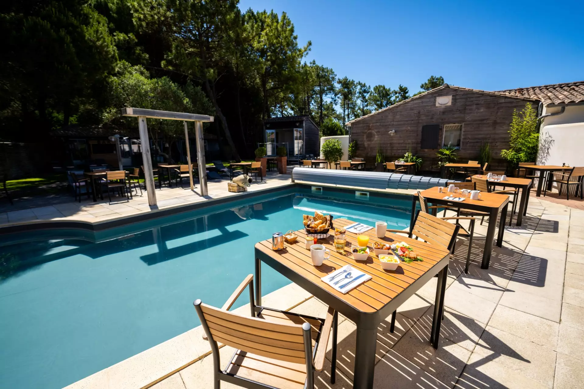 Hôtel Restaurant & Spa Plaisir, dog-friendly hotel in Île de Ré and La Rochelle