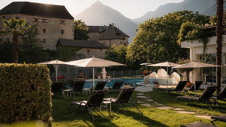 Hotel Starkenberg, dog-friendly hotel in Merano and South Tyrol