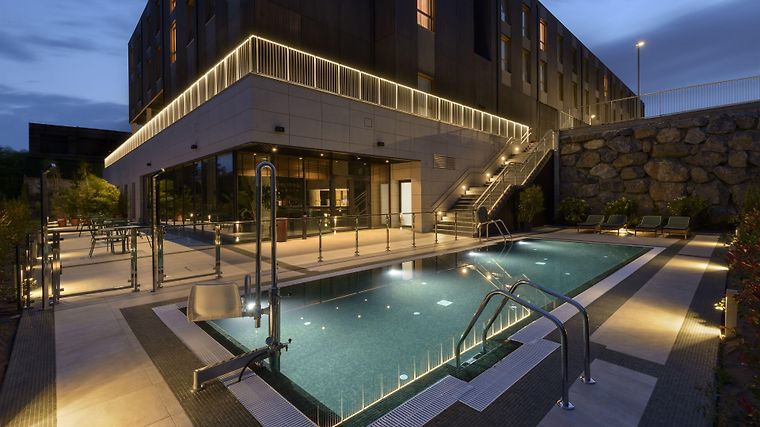 Hotel Tres Reyes San Sebastián, dog-friendly hotel in San Sebastian