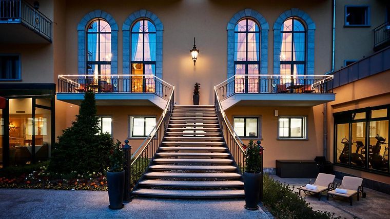 Hotel Vereina, dog-friendly hotel in Graubunden
