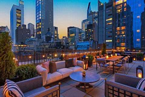 JW Marriott Essex House New York, dog-friendly hotel in New York