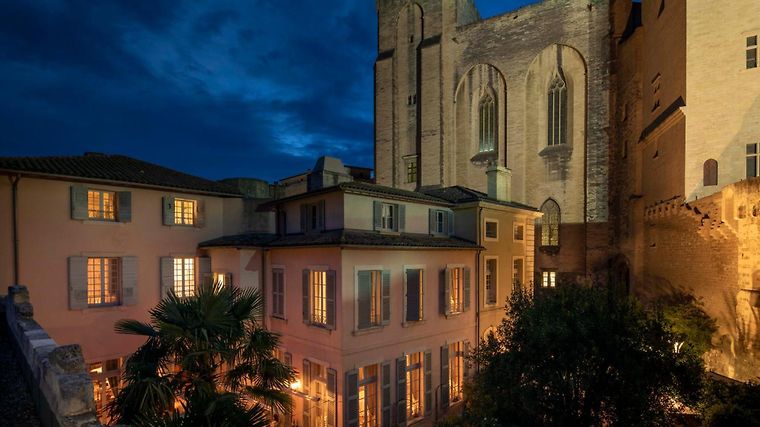 La Mirande, dog-friendly hotel in Luberon and the Alpilles