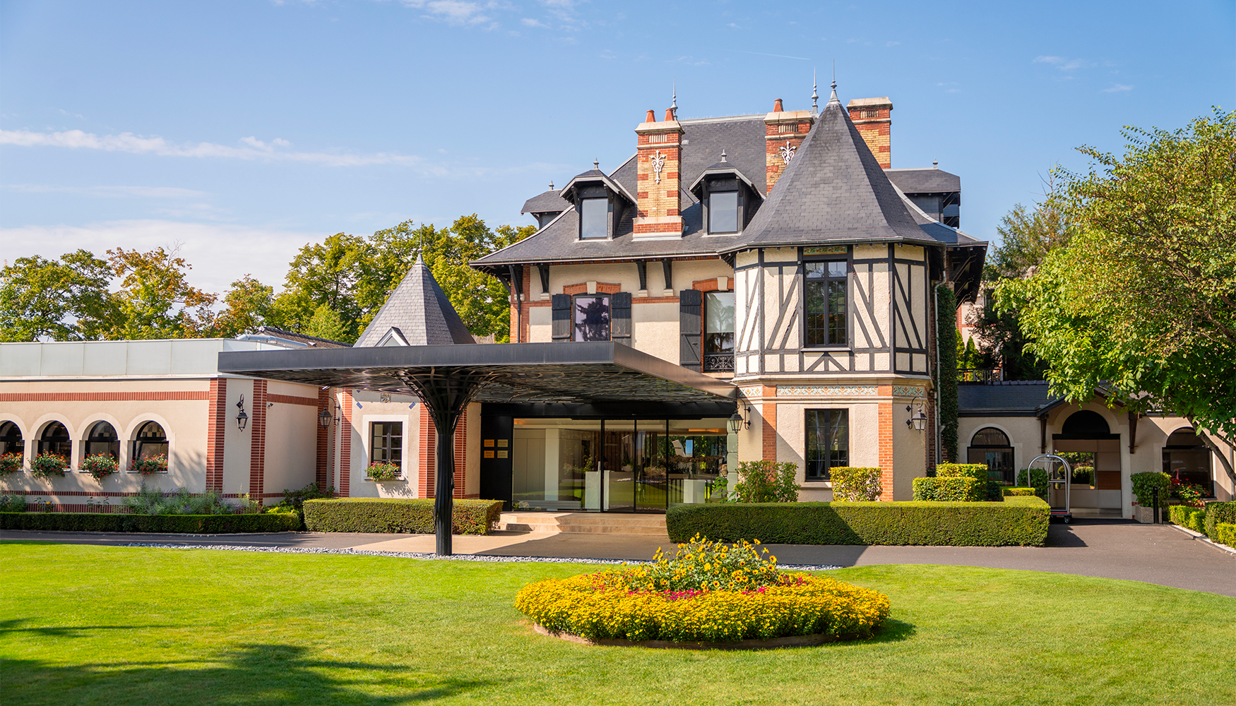 L'Assiette Champenoise, dog-friendly hotel in Champagne