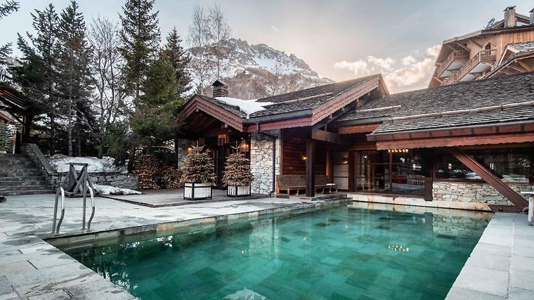 Le Blizzard, dog-friendly hotel in Courchevel and the Three Valleys