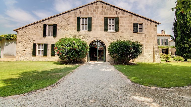 Le Mas de Peint, dog-friendly hotel in Camargue and Languedoc