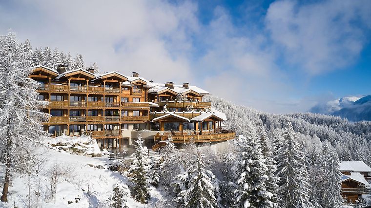 LeCrans Hotel & Spa, dog-friendly hotel in Verbier and the Valais