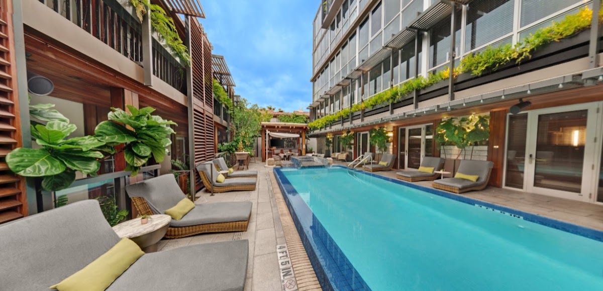Lennox Miami Beach, dog-friendly hotel in Miami Beach