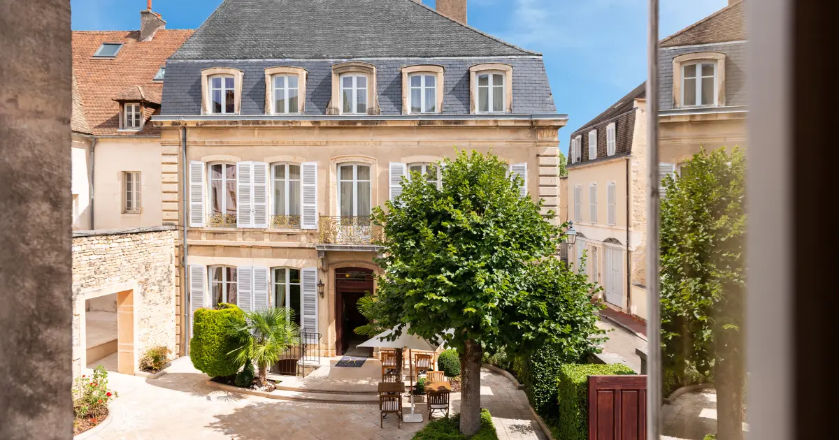 L'Hôtel de Beaune, dog-friendly hotel in Burgundy