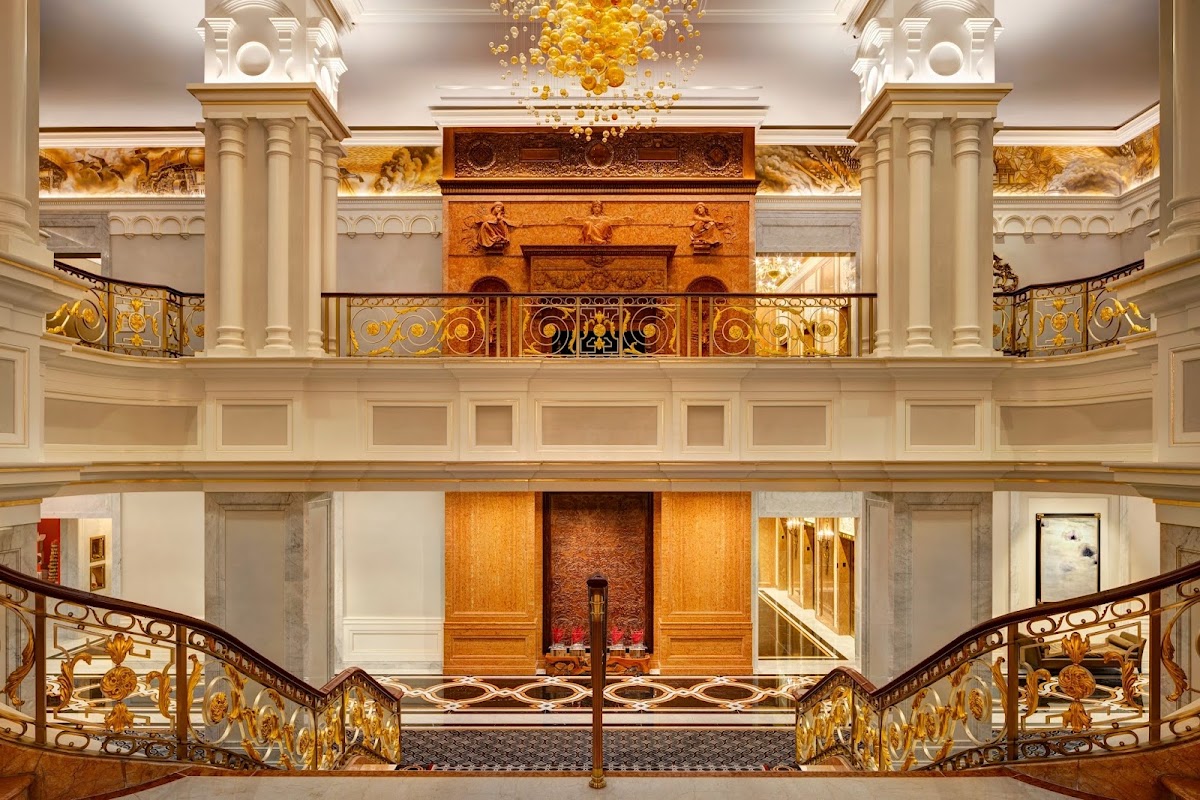 Lotte New York Palace, dog-friendly hotel in New York