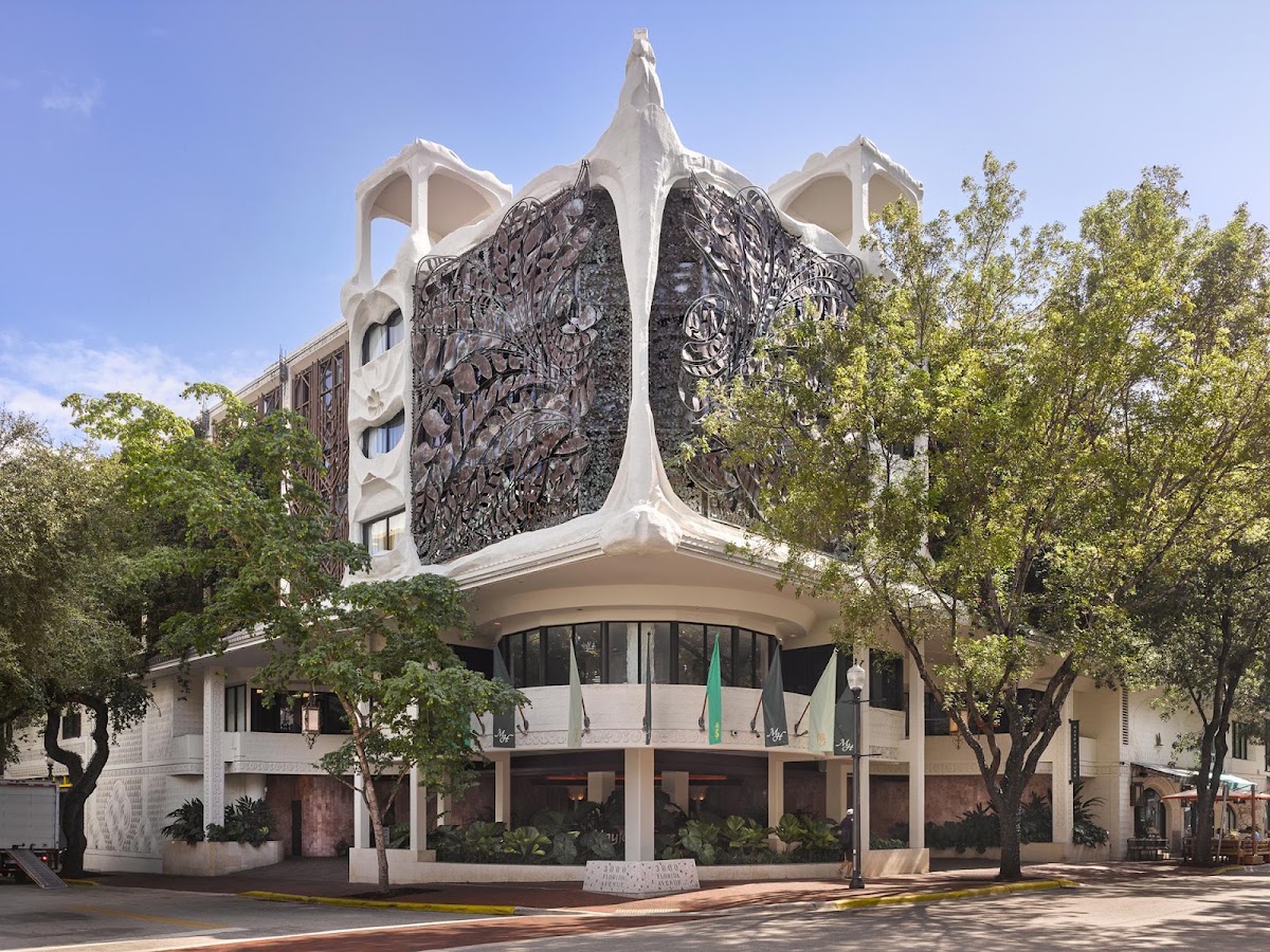 Mayfair House Hotel and Garden, dog-friendly hotel in Miami