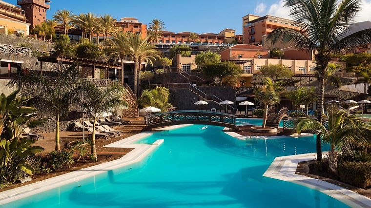 Melia Jardines del Teide, dog-friendly hotel in Tenerife
