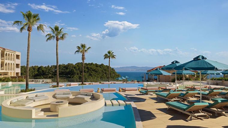 MERAVIA Leonardo Limited Edition, dog-friendly hotel in Halkidiki and Thessaloniki