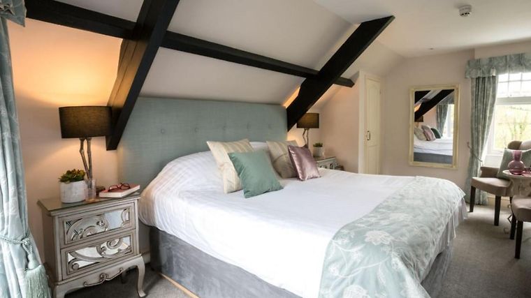 Mill End, dog-friendly hotel in Devon