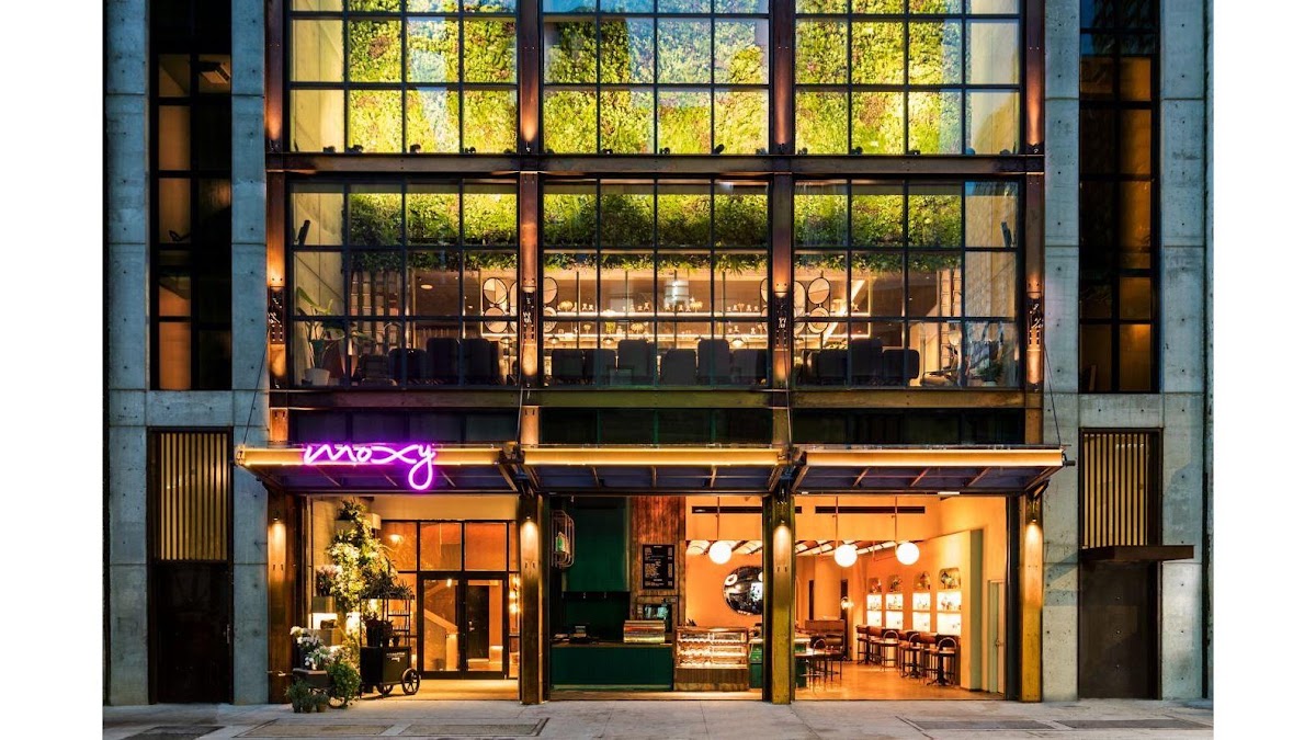 Moxy NYC Chelsea, dog-friendly hotel in New York