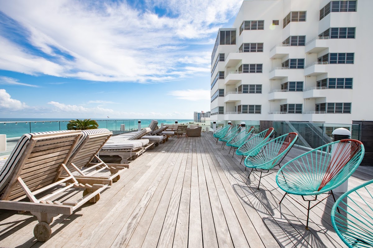 Nautilus Sonesta Miami Beach, dog-friendly hotel in Miami Beach
