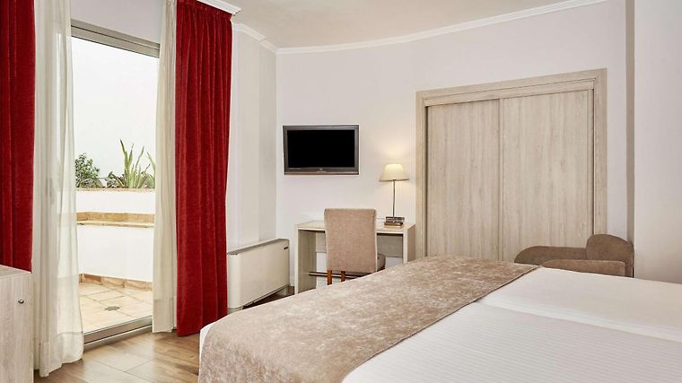 NH Córdoba Califa, dog-friendly hotel in Granada and Cordoba