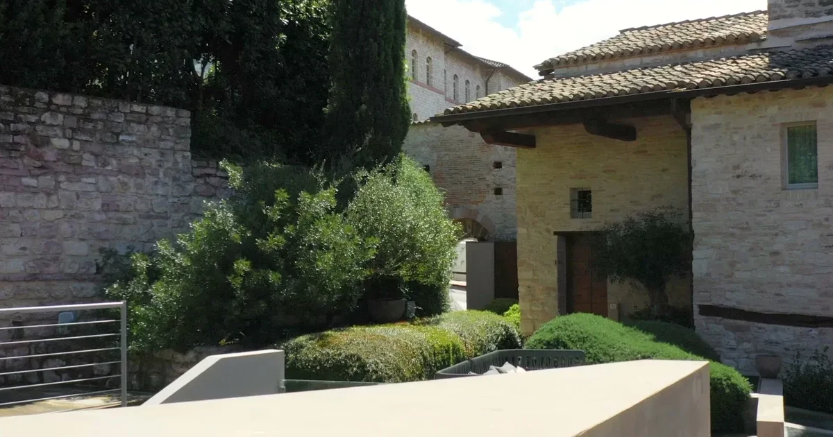 Nun Assisi Relais & Spa Museum, dog-friendly hotel in Umbria