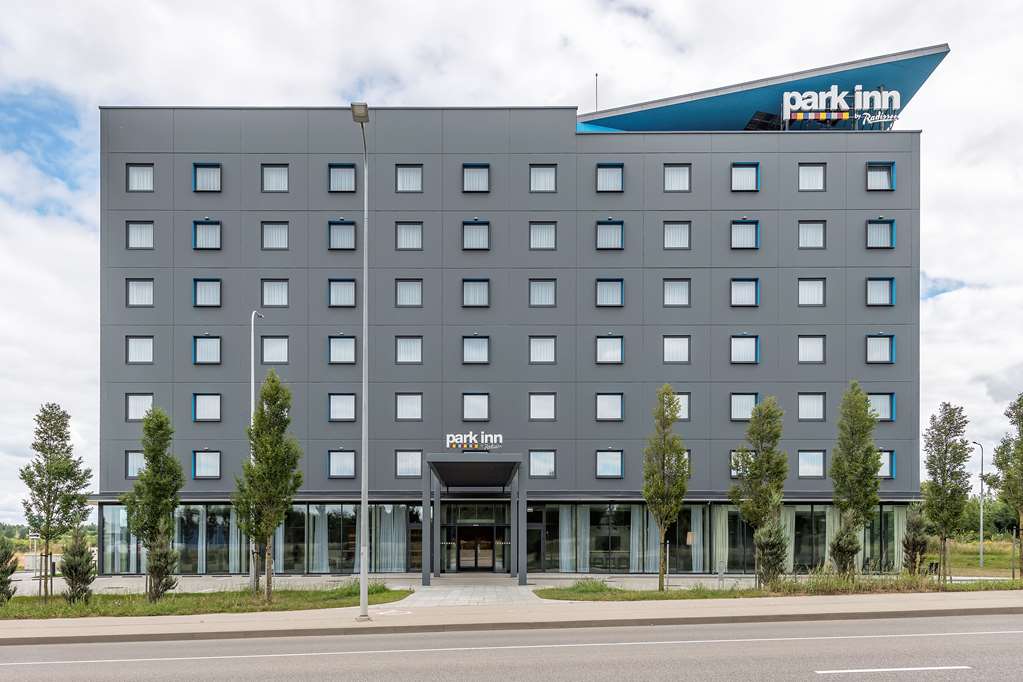 Park Inn by Radisson Vilnius Airport Hotel & Conference Centre, dog-friendly hotel in vilnius
