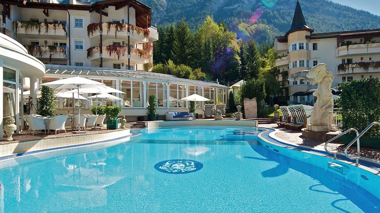 Posthotel Achenkirch, dog-friendly hotel in Tyrol Valleys