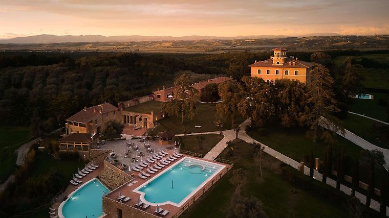 Precise Tale Poggio alla Sala, dog-friendly hotel in Siena and Val d'Orcia