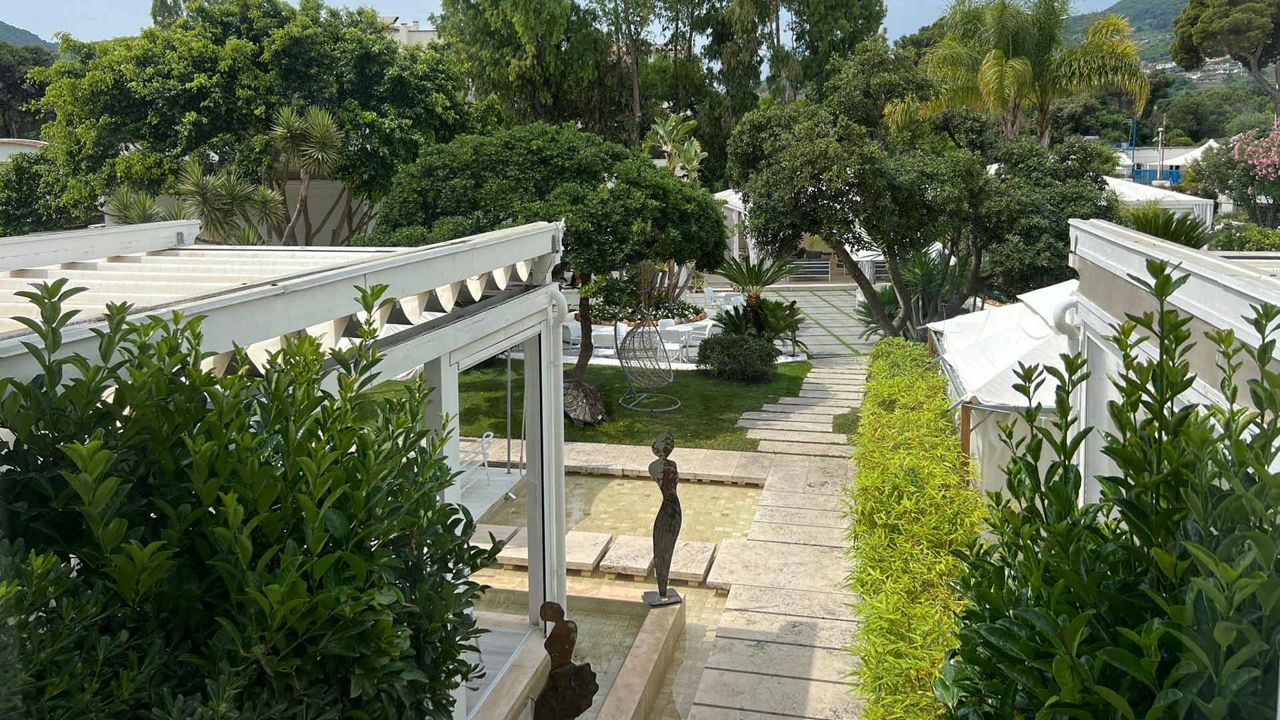 Relais Corte degli Aragonesi, dog-friendly hotel in Capri Ischia and Sorrento