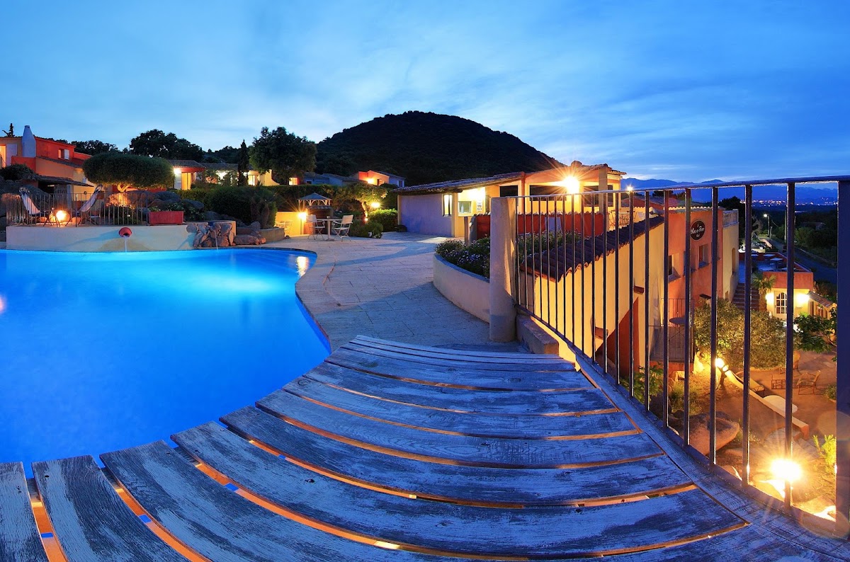 Roc e Fiori Hôtel, dog-friendly hotel in Corsica