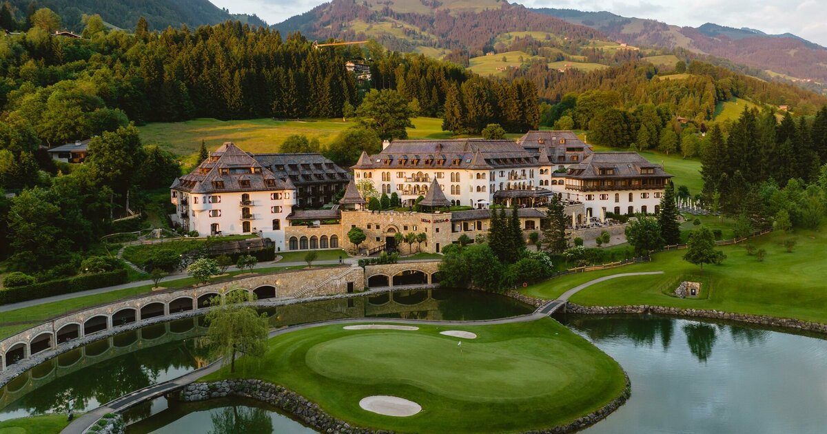 Schlosshotel Kitzbühel - The Spa Momentum, dog-friendly hotel in Kitzbühel